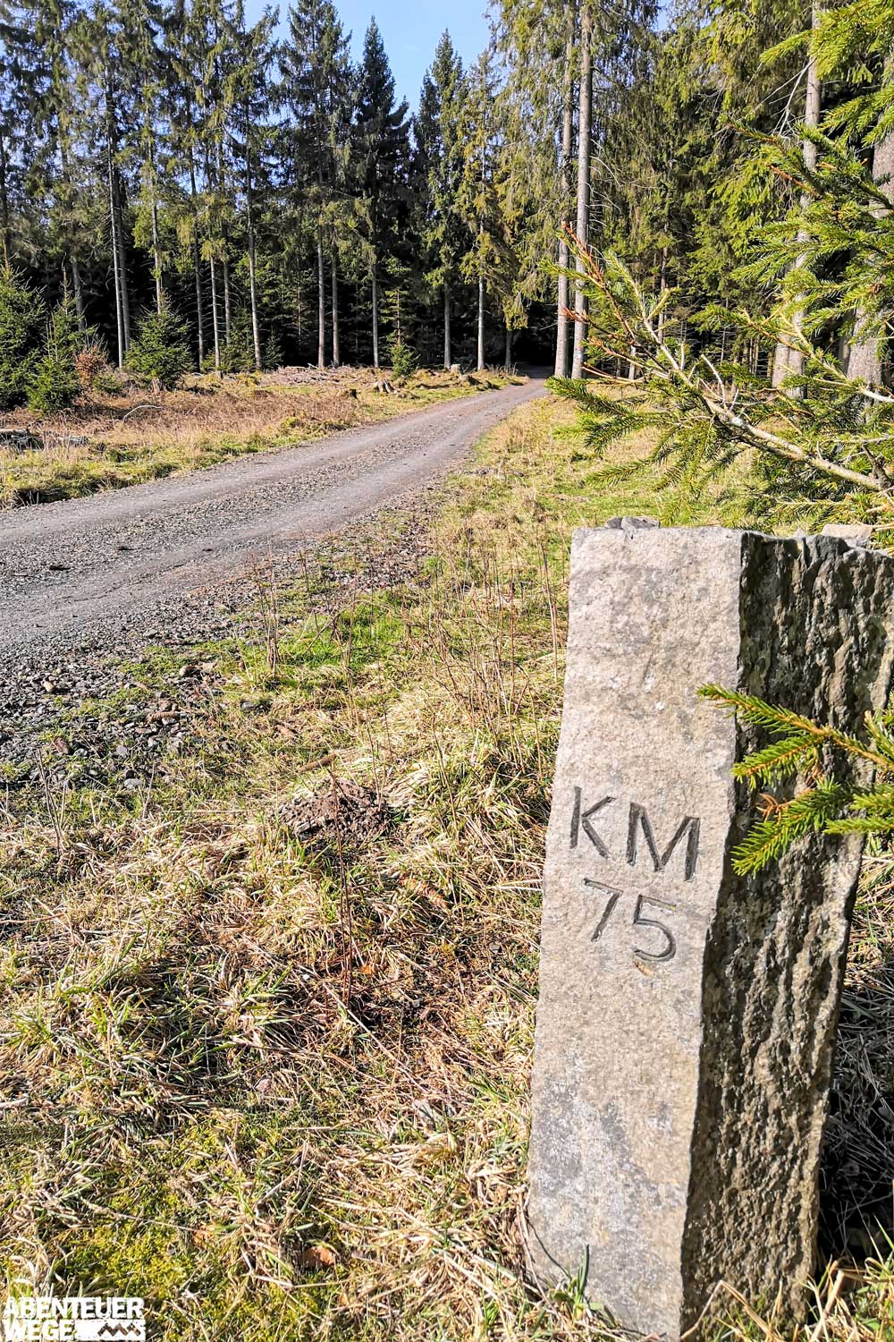 Kilometerstein am Rothaarsteig